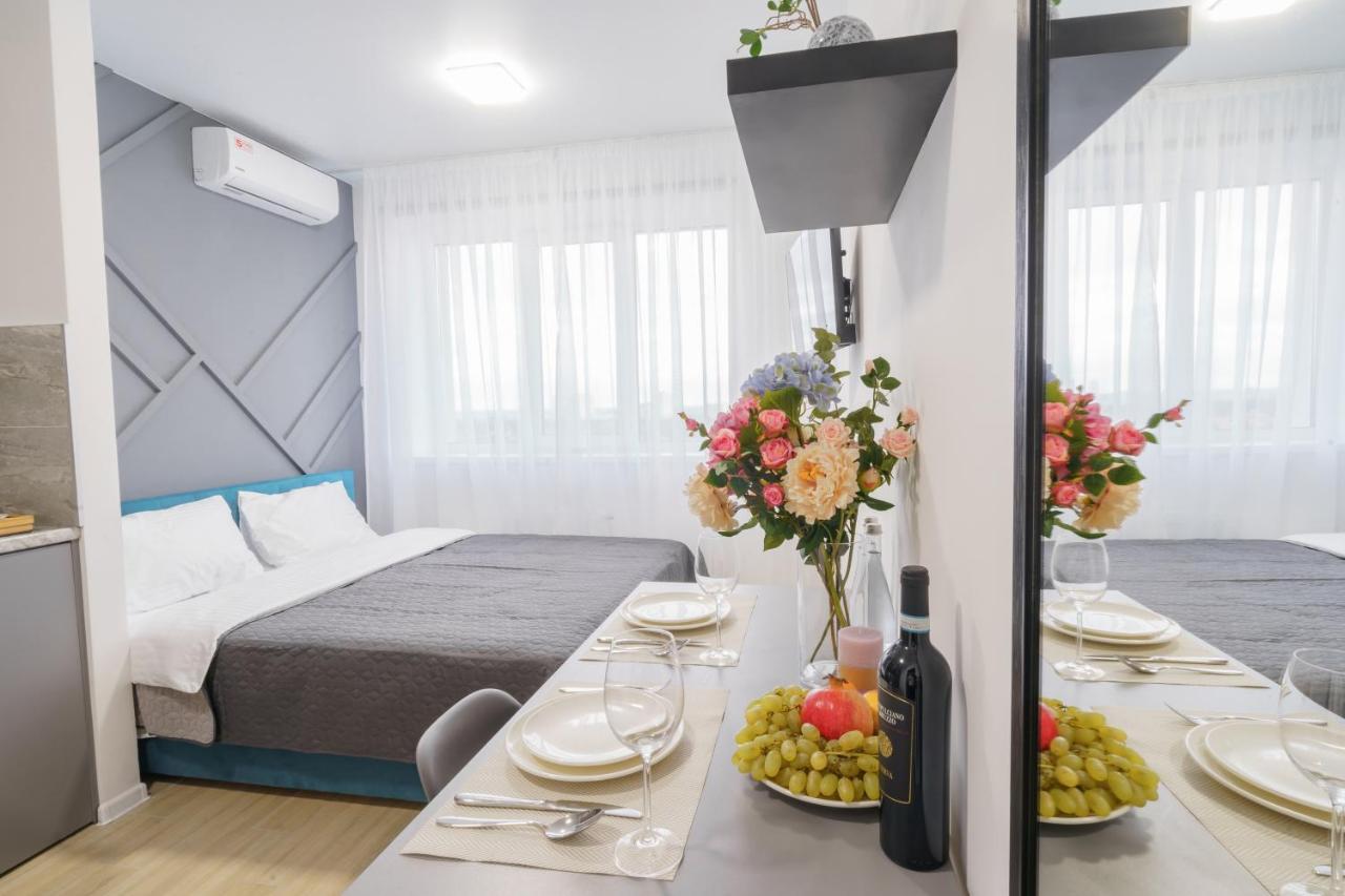 Cozy Modern Apartments Kijów Zewnętrze zdjęcie